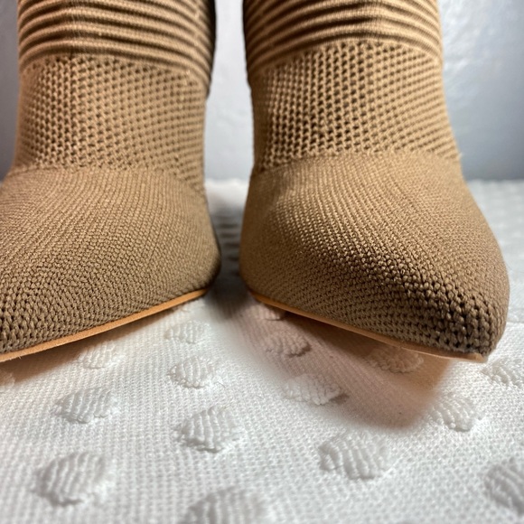 Cape Robbin Chantria Women's Sock Bootie Tan - Picture 4 of 16